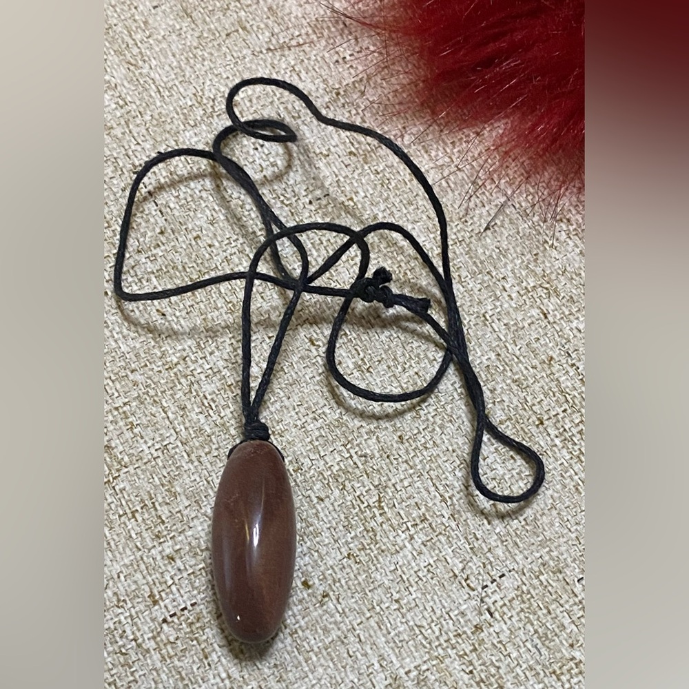 Brown Pendant Necklace